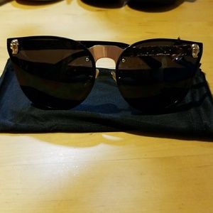 Skull sunglasses
